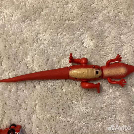 Ящерица агама игрушка