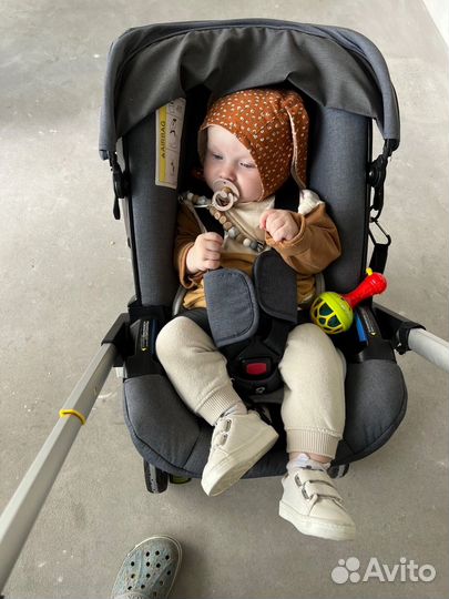 Коляска автолюлька doona