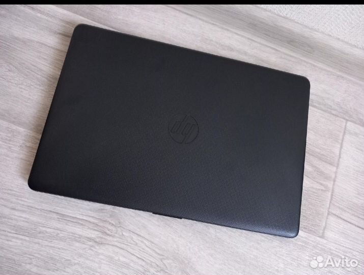 Ноутбук HP 15-rb038ur