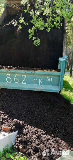 Машина чернозема от 4 кубов, песка, гравия, навоза