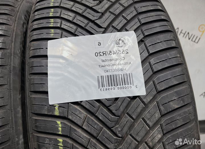 Continental AllSeasonContact 255/45 R20 94Y