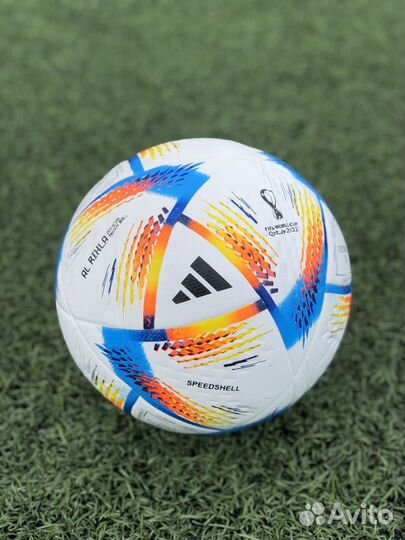 Футбольный мяч