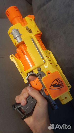 Пистолет Nerf