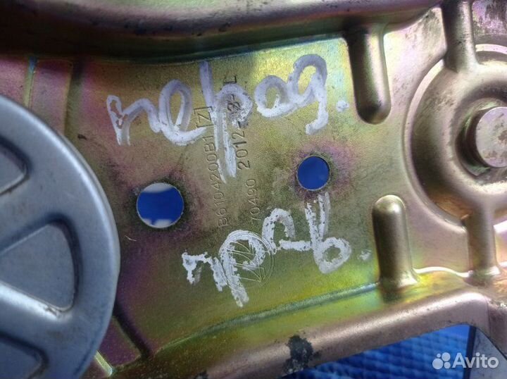 Передний правый стеклоподъемник Lifan Solano седан