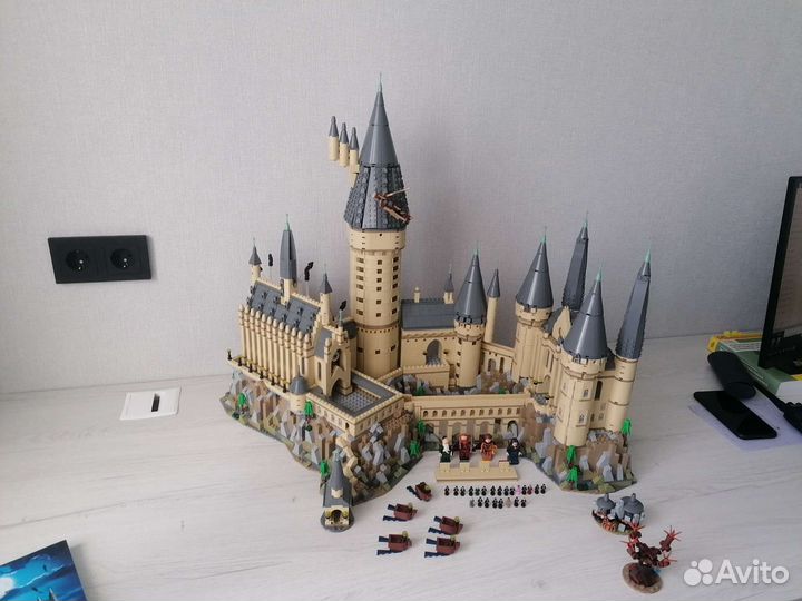 Игрушка Замок