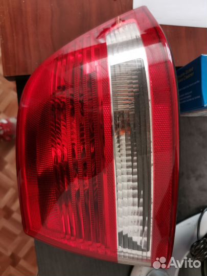 Фара на сааб 9-3 2008г