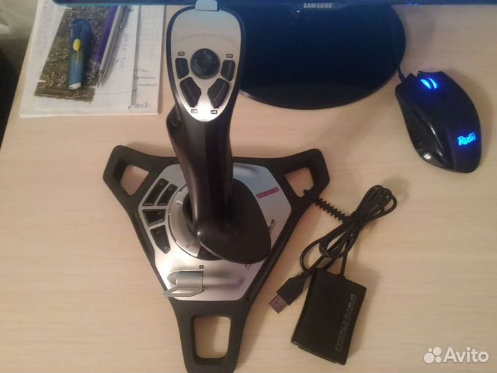 Джойстик безпроводной Logitech freedom 2.4