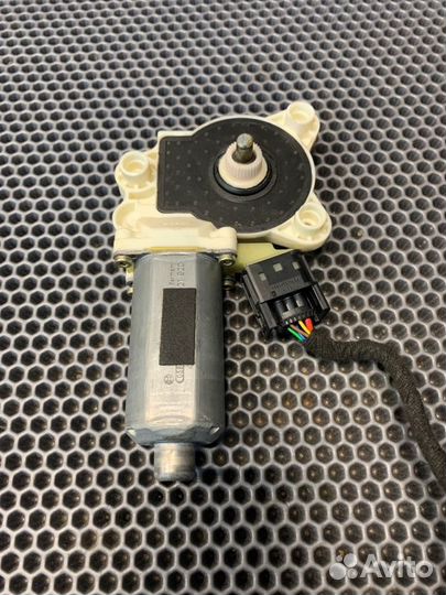 Мотор стеклоподъемника левый Mercedes-Benz Sl500