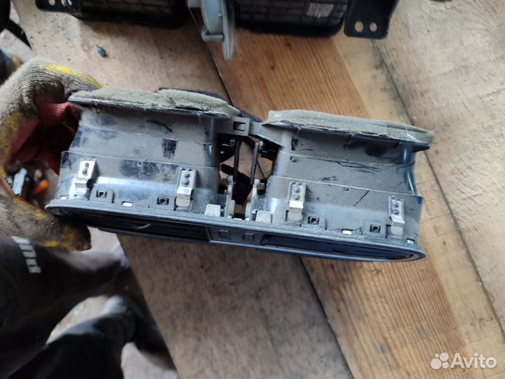 Центральный воздуховод volkswagen polo 5