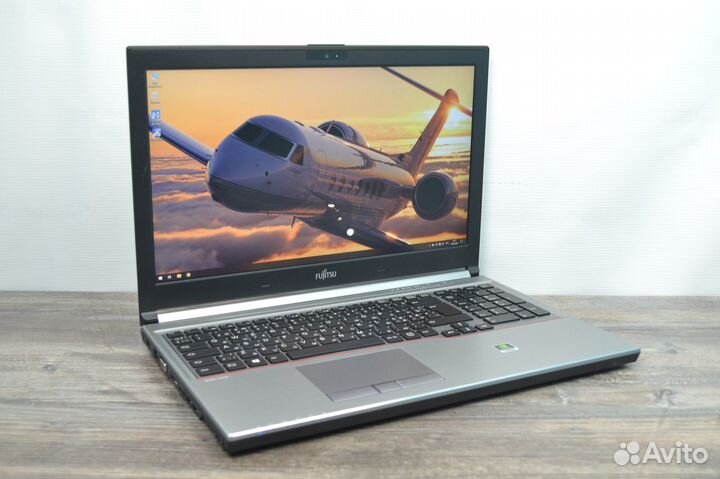 Fujitsu Celsius H760 Core i7