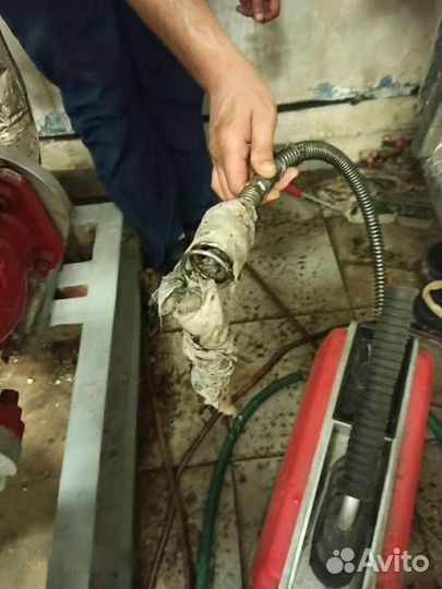 Устранение засоров в раковине, унитазе, прочистка