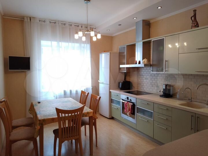 2-к. квартира, 91 м², 9/10 эт.