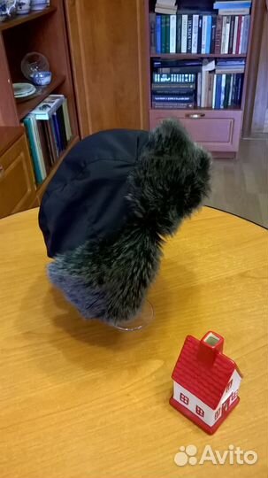 Шапки - ушанки. Новые