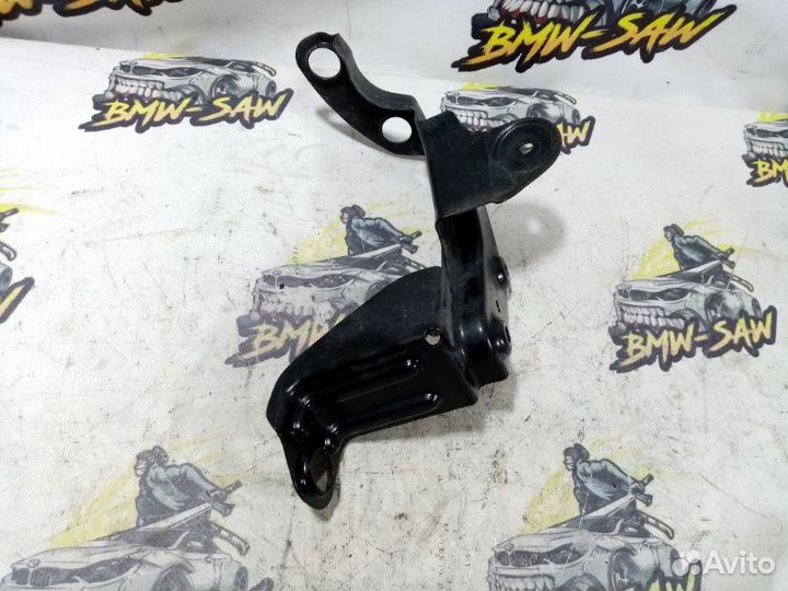 Кронштейн интеркулера Audi A4 B6 avant AMB 2004