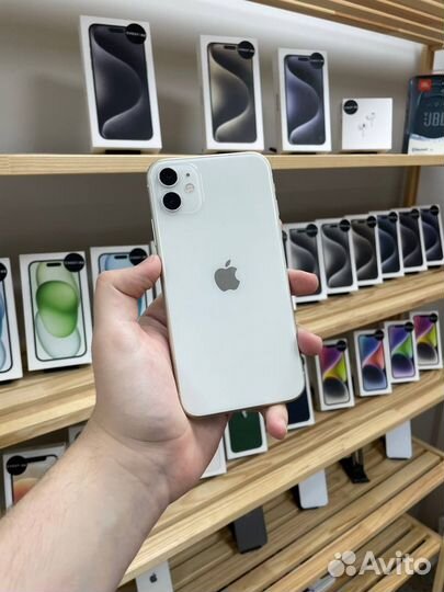 iPhone 11, 64 ГБ