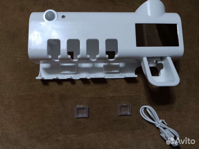 Держатель для зубных щеток со стерилизацией У/Ф