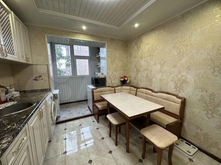 2-к. квартира, 47 м², 2/5 эт.