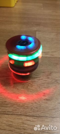 Музыкальный светящийся волчок