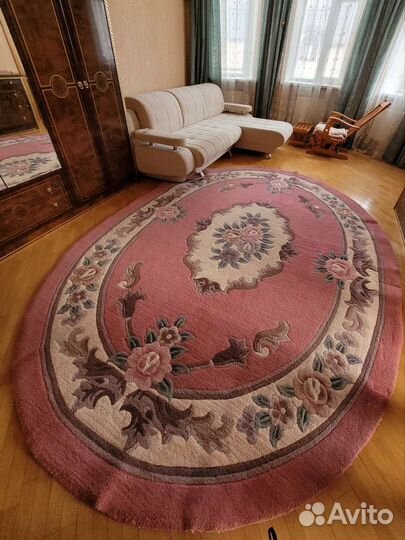 Ковер розовый