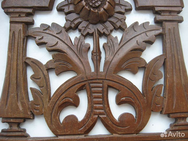 Полочка антиквариат резьба дерево