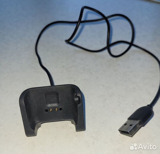 Зарядное устройство для фитнес-браслета и часов