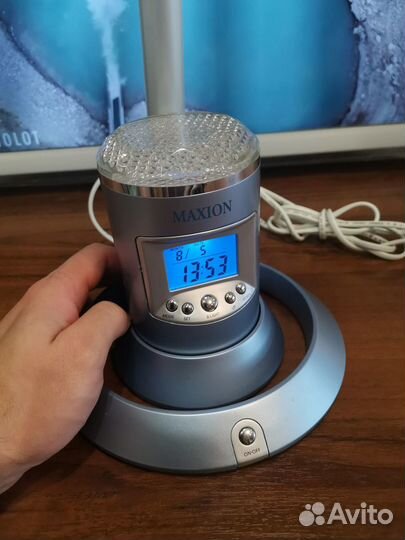 Лампа настольная с ионизацией воздуха