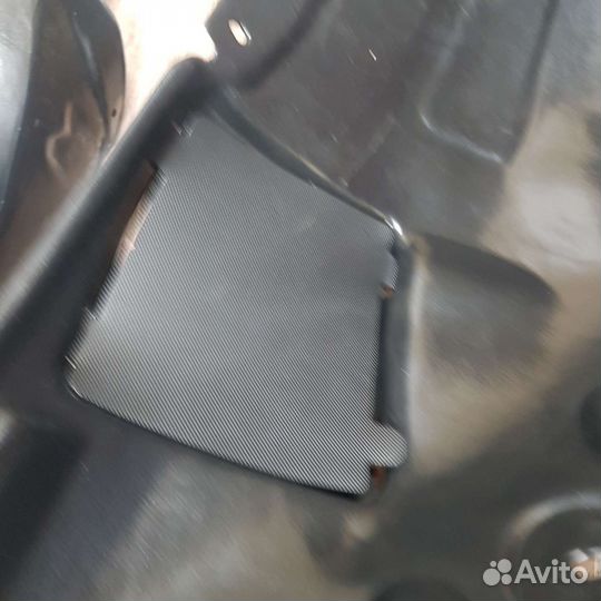 Подкрылки передние 2шт Opel Zafira B