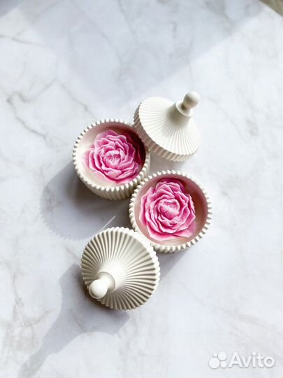 Бомбочки и свечи на реализацию