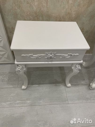 Прикроватная тумбочка «valensia»