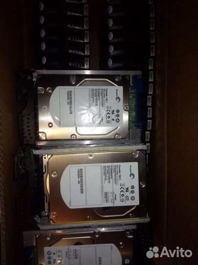 Жесткий диск 300гб серверный