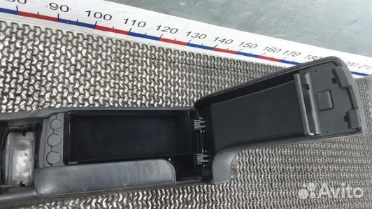 Подлокотник центральный mercedes benz S-class W220