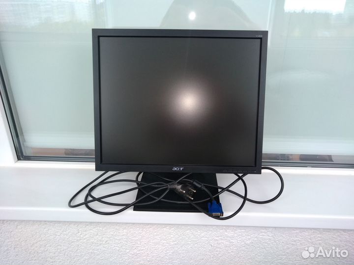 Монитор ЖК acer V193 DOb