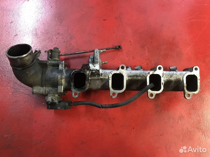 Коллектор впускной Toyota Estima CXR10 3C-TE 2.2