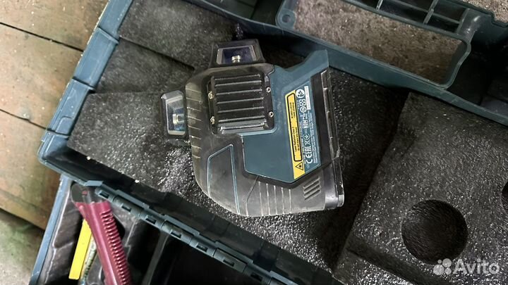 Лазерный уровень бош gll 3-80 G professional
