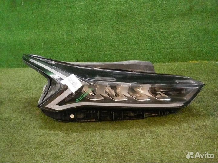 Фара правая Kia K5