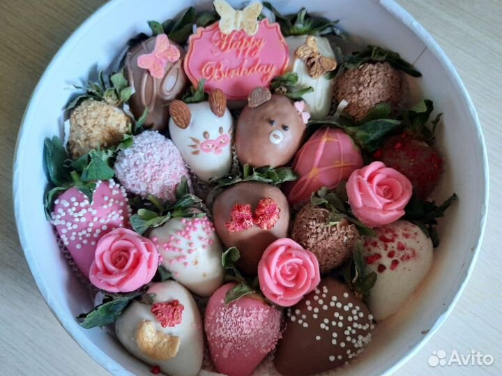 Клубника в шоколаде на 8 марта