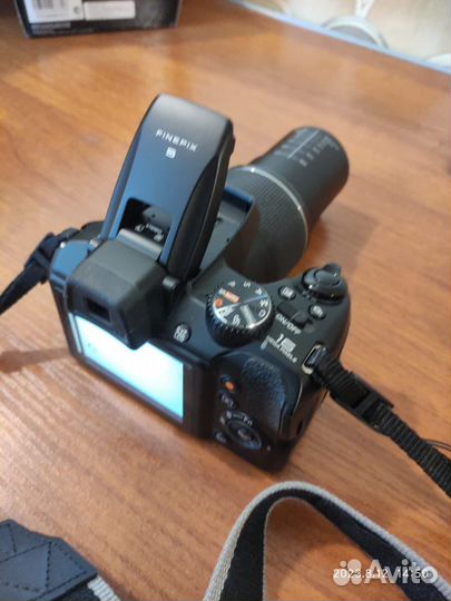 Fujifilm FinePix S8300