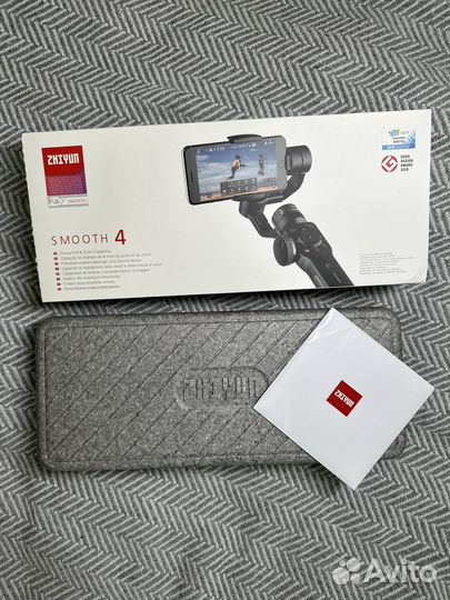 Стабилизатор для смартфона Zhiyun Smooth 4