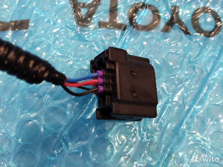 Фишка парктроника Рав 4 -5 Оригинал 6 pin 19-24