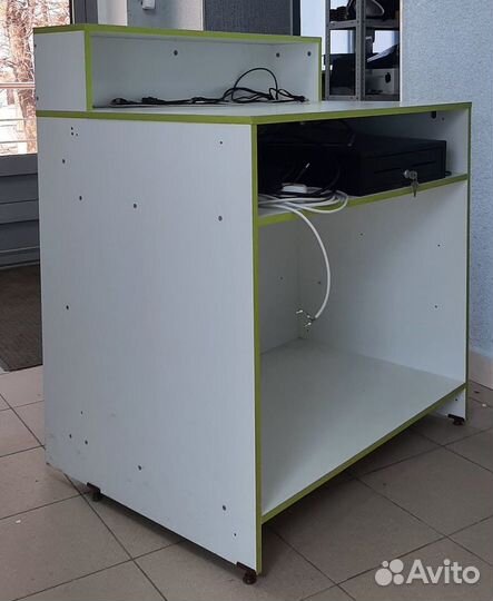 Кассовый прилавок б/у