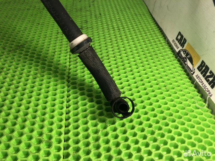 Трубка вакуумная Volvo XC90