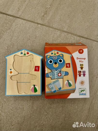 Djeco Wooden puzzle. Первый пазл Одежда