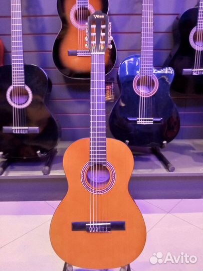 Гитара Valencia VC203