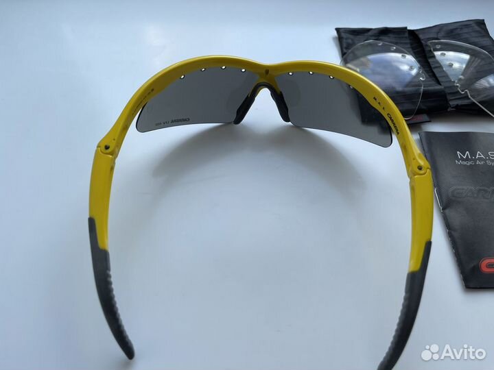 Солнцезащитные очки Carrera