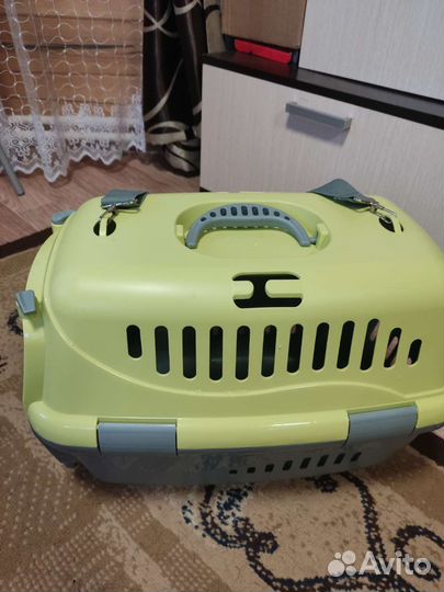 Переноска для животных пластиковая