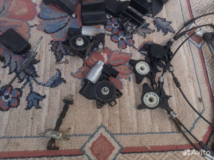 Моторчик стеклоподьемника мазда 6 gg