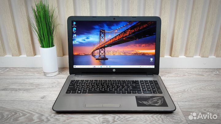 Мощный ноутбук HP E2-7110/4Gb/SSD 128Gb