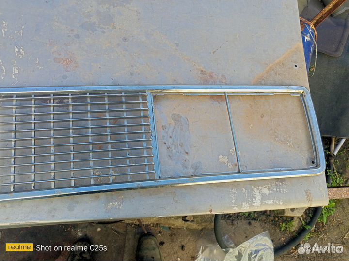 Решетка радиатора Ваз 2103