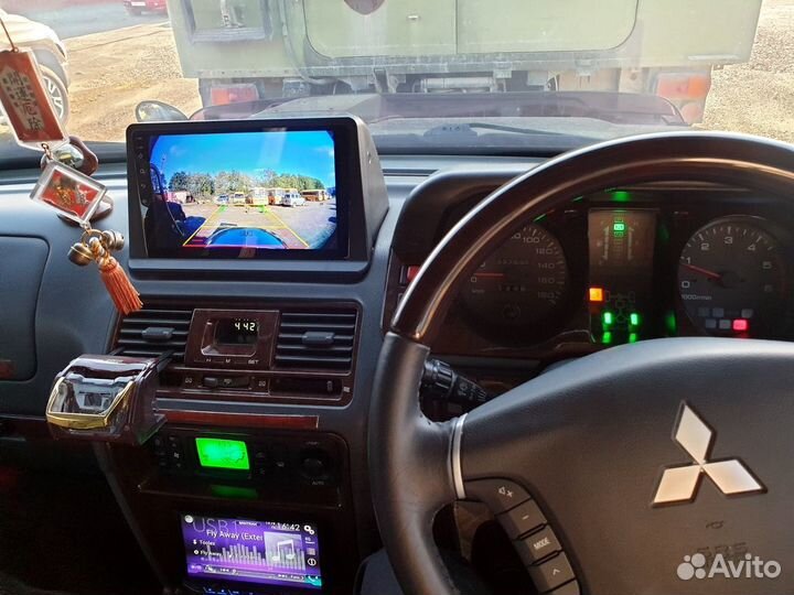 Магнитола Mitsubishi Pajero 2 Android