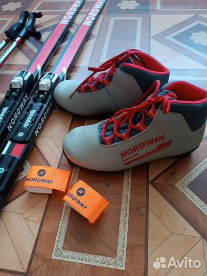 Беговые лыжи